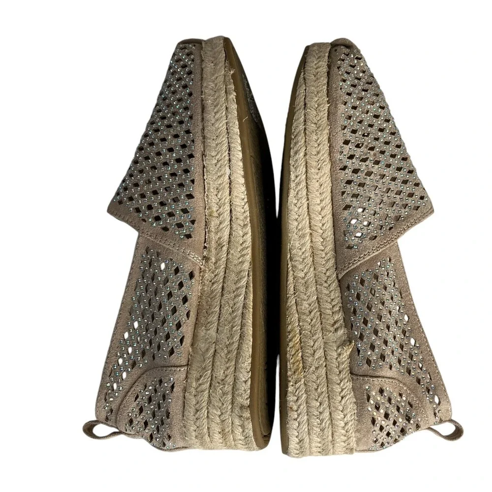 BOBS from Skechers step into